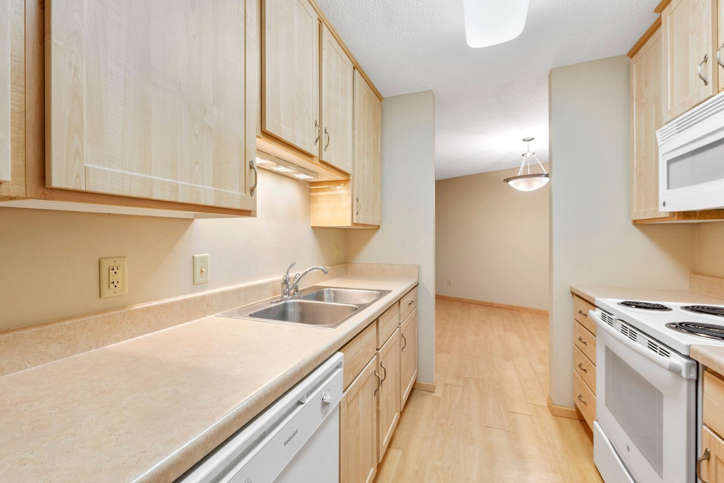 Forest Place Apartments Image 1