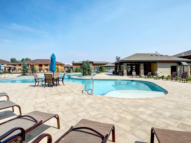 Red Tail Apartments Image 12