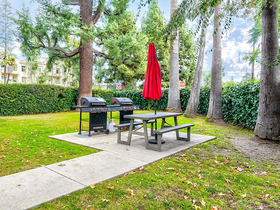 Chandler Circle Image 18