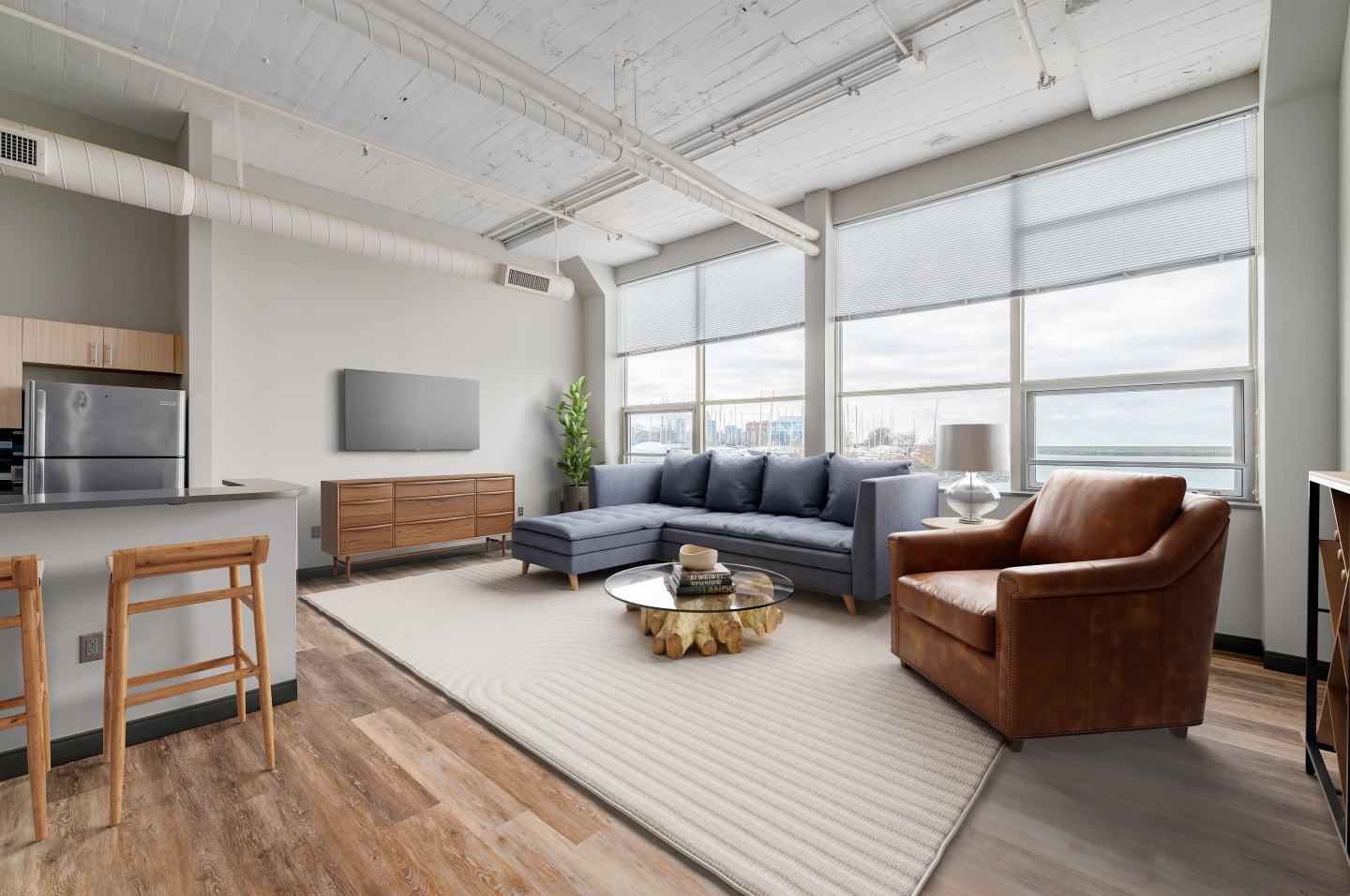 The Shoreline Apartments Image 2