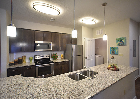 Arbours at Crown Point Image 17