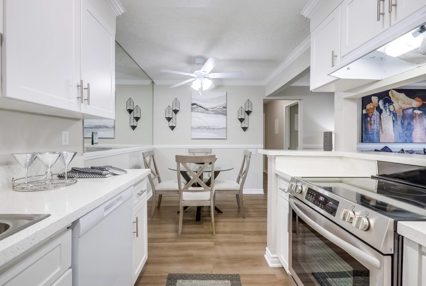 Villa Creek Apartment Homes Image 16