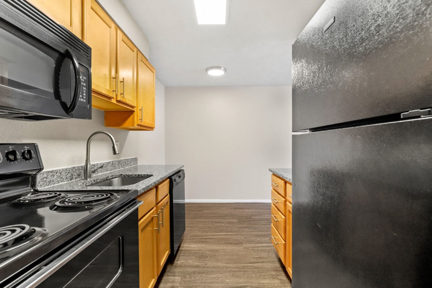 1190 S. Bellaire Image 42