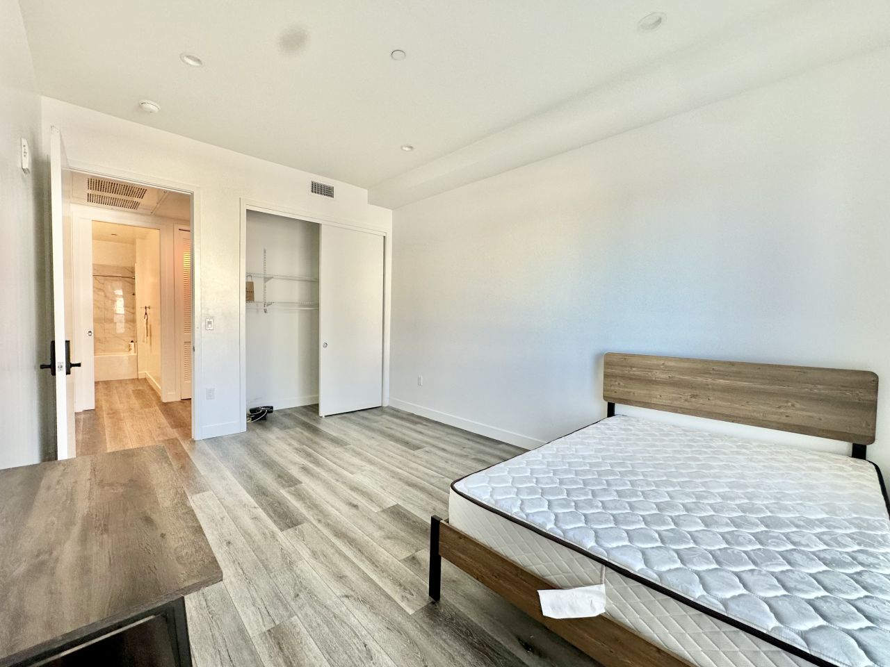 1751 Malcolm Ave - Student Housing Image 16
