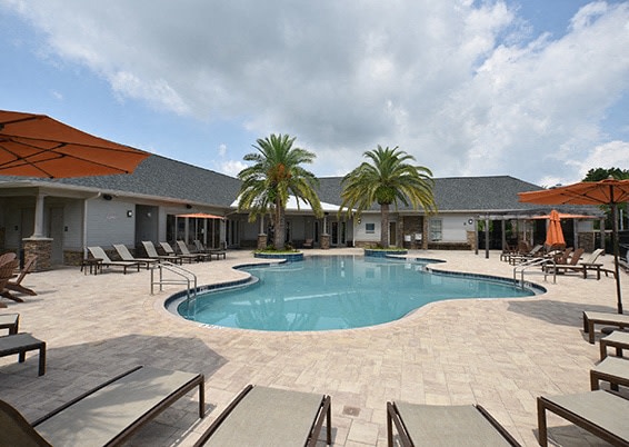 Arbours at Crown Point Image 13