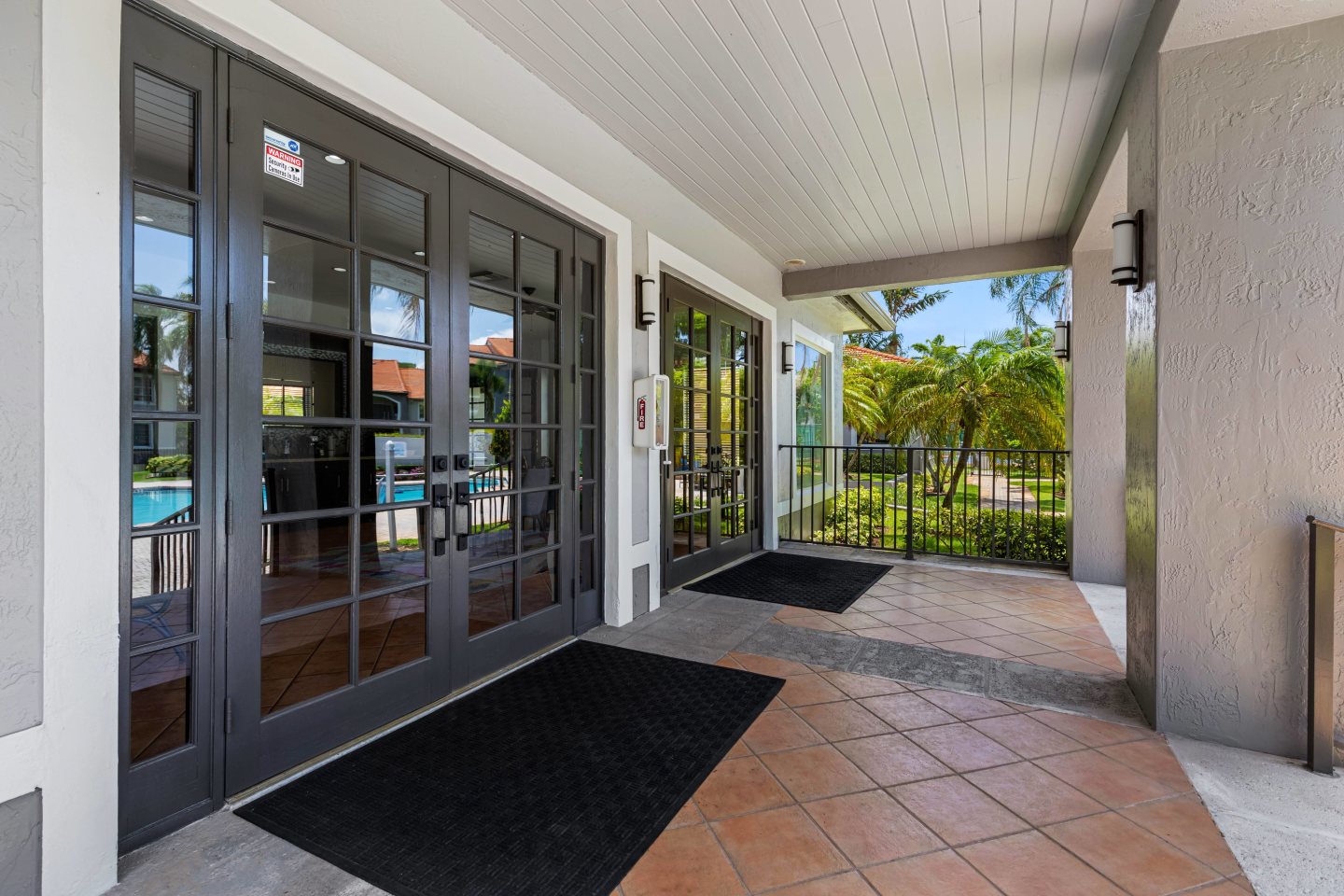 Sunset Gardens Apartments Image 86