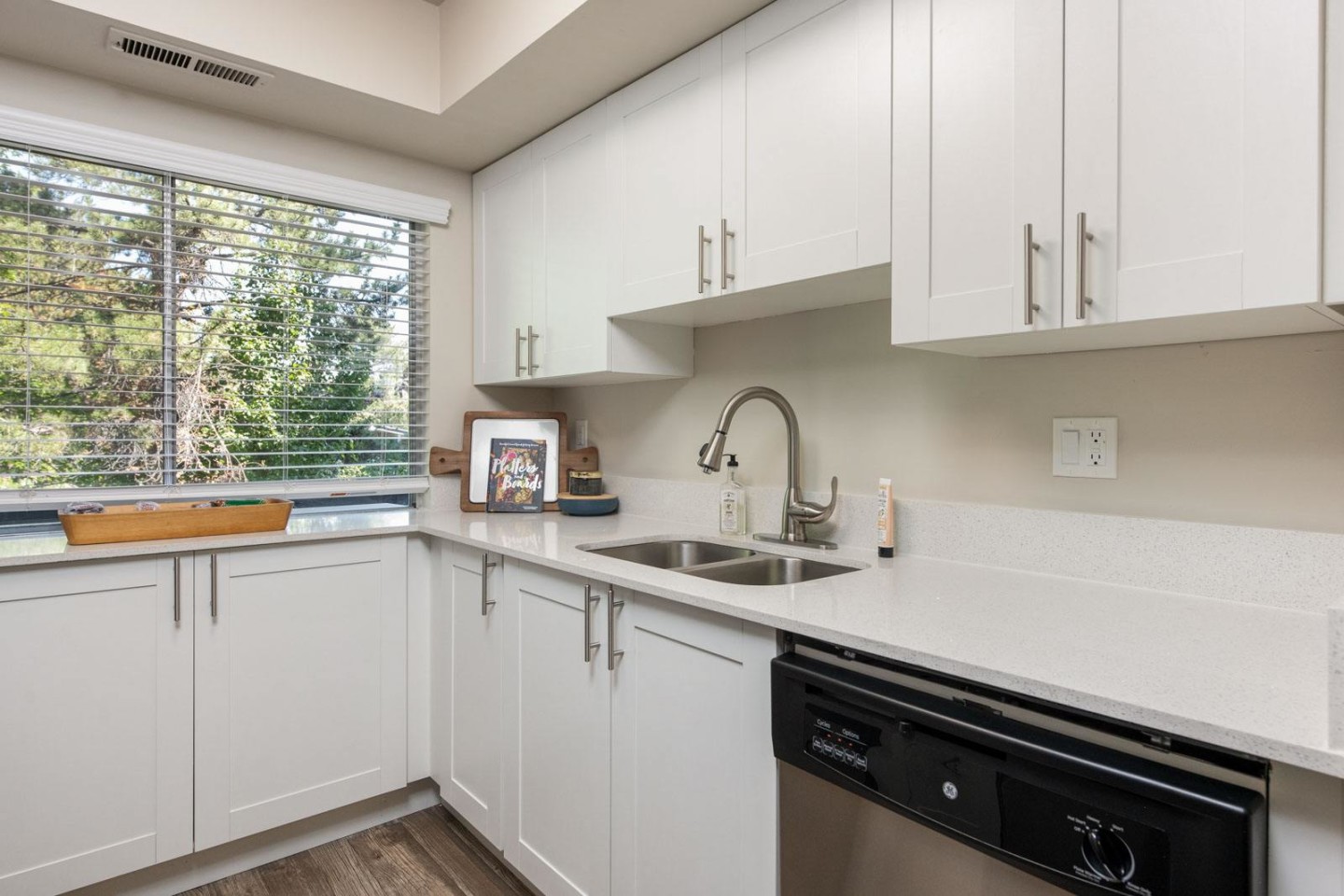Cobble Creek Image 19