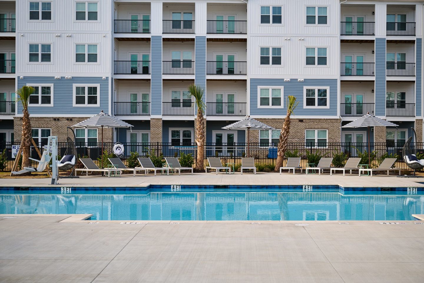 Encore Luxury Residences Image 6