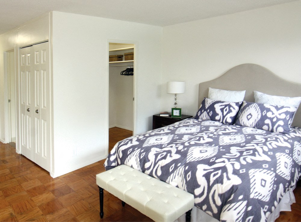 Calvert House Apartments Image 3