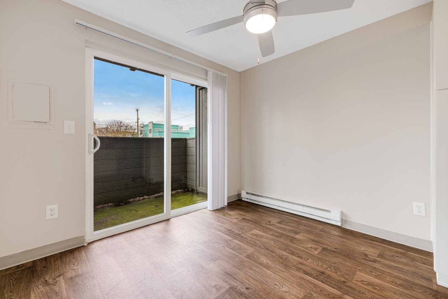 Moreland Place Image 13