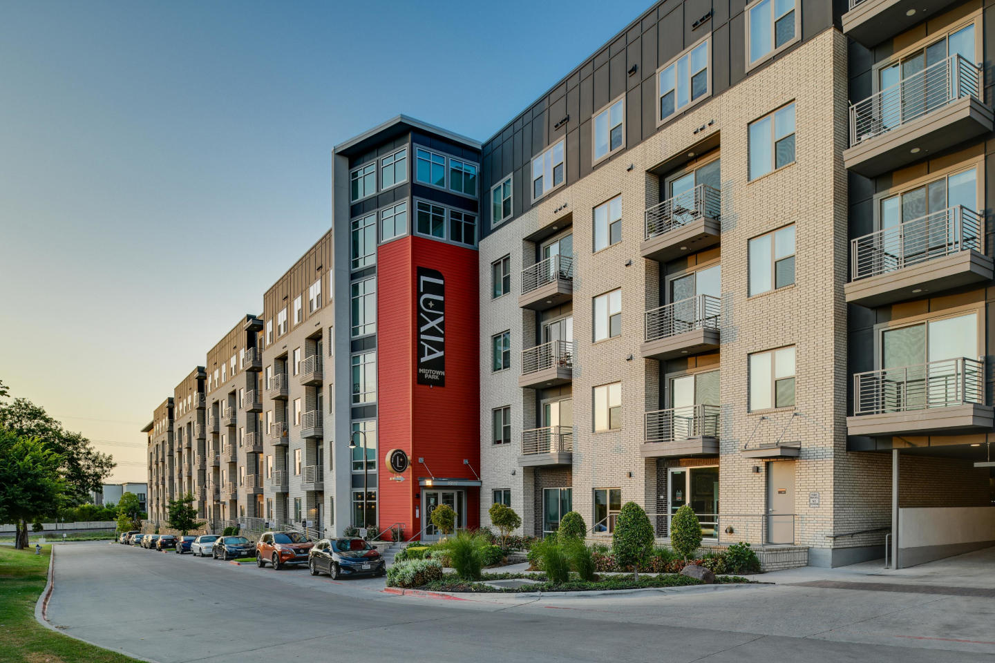 Luxia Midtown Park Image 2