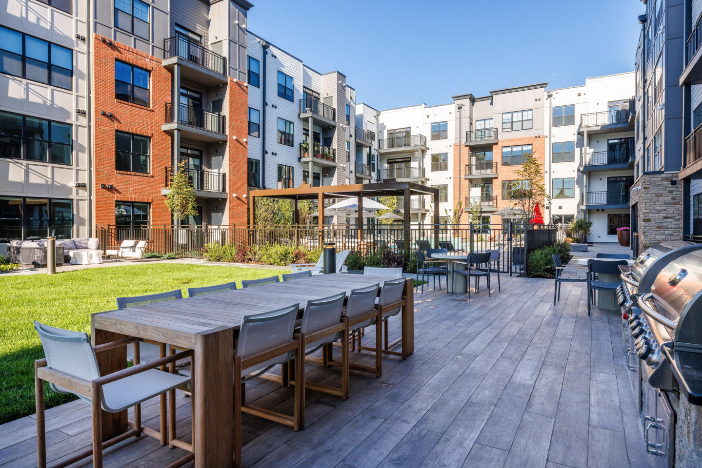 Aster Grove Image 36