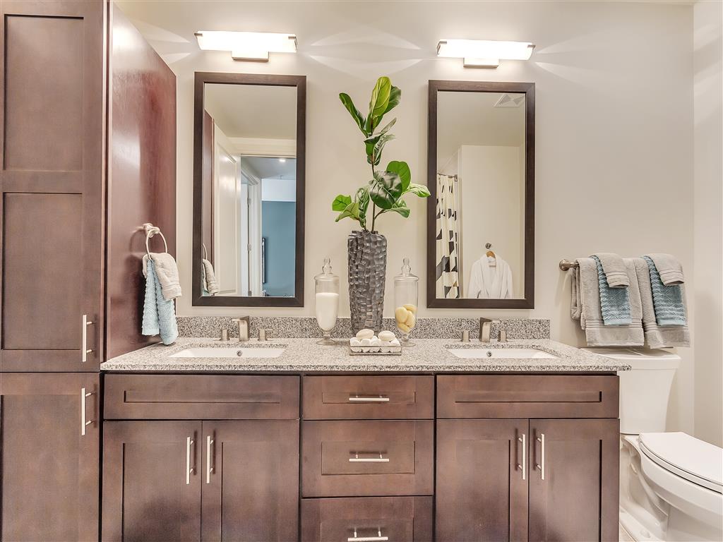 Preston Hollow Village Image 29
