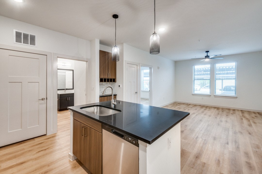 Burnett Lofts Image 16