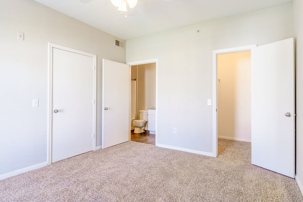 Oakbridge Apartment Homes Image 19