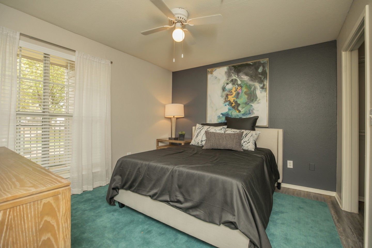 Oak Forest Image 33
