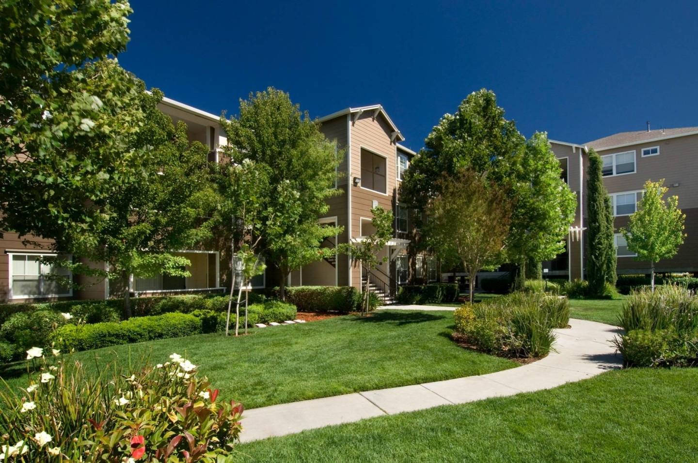 Fountains at Emerald Park - Affordable Housing Image 6