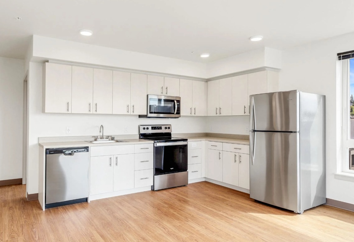 Tahoma Valley Apartments - Affordable Housing Image 17