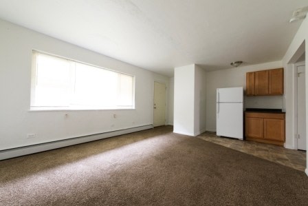 8308 S Ingleside Avenue Apartments Image 3