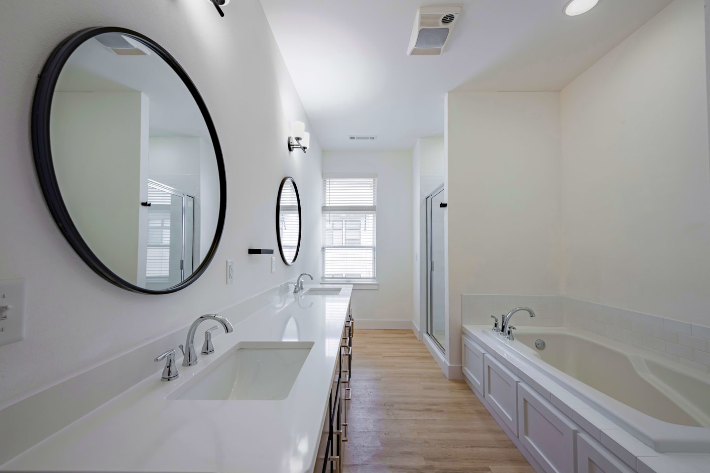 Parkside Row Image 14