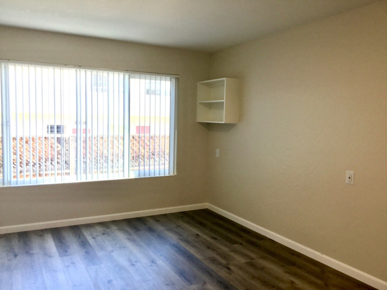 470 Apartments Image 16