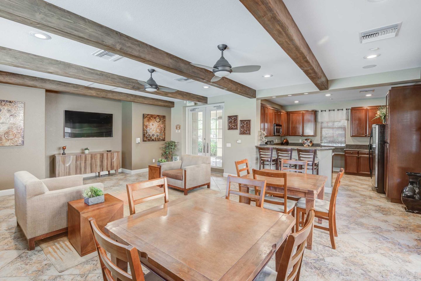 Laurel Vista Apartment Homes Image 6