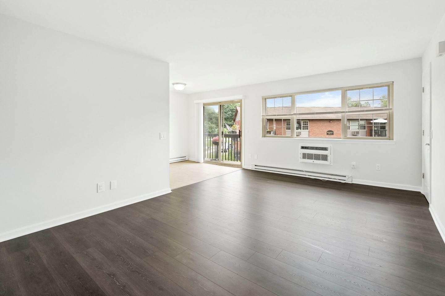 Ascot Park Apartments Image 3