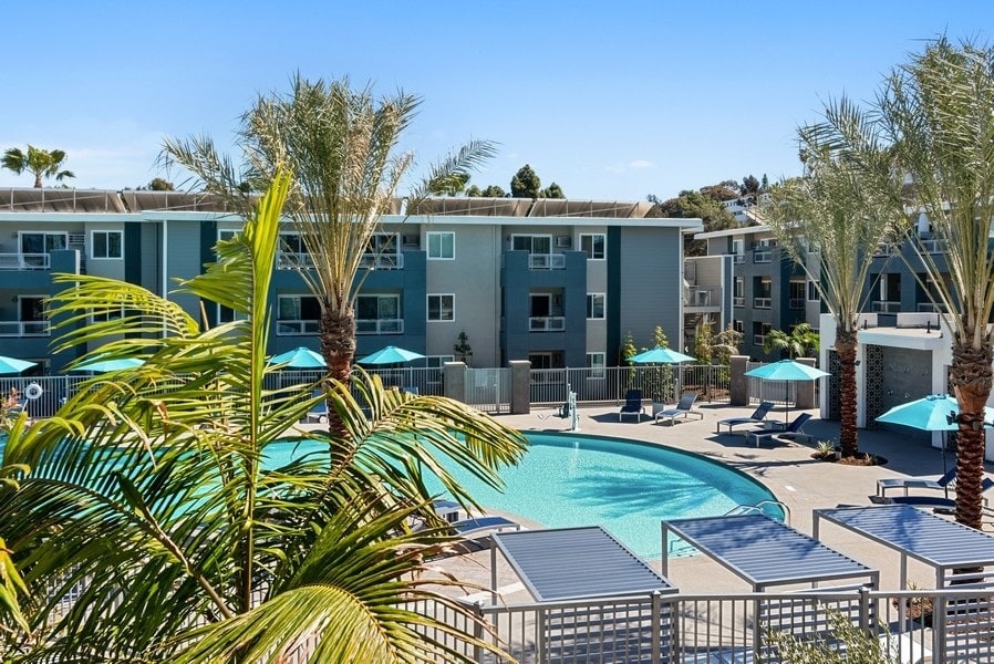 Pointe Luxe Apartment Homes Image 13
