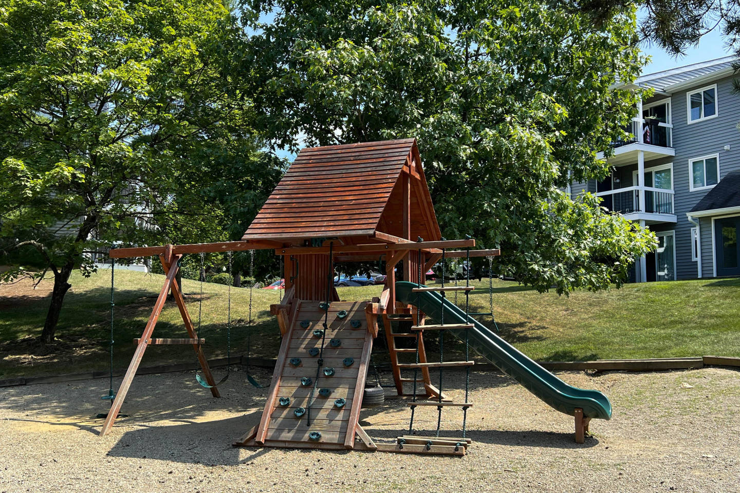 Deercross Apartments Image 37