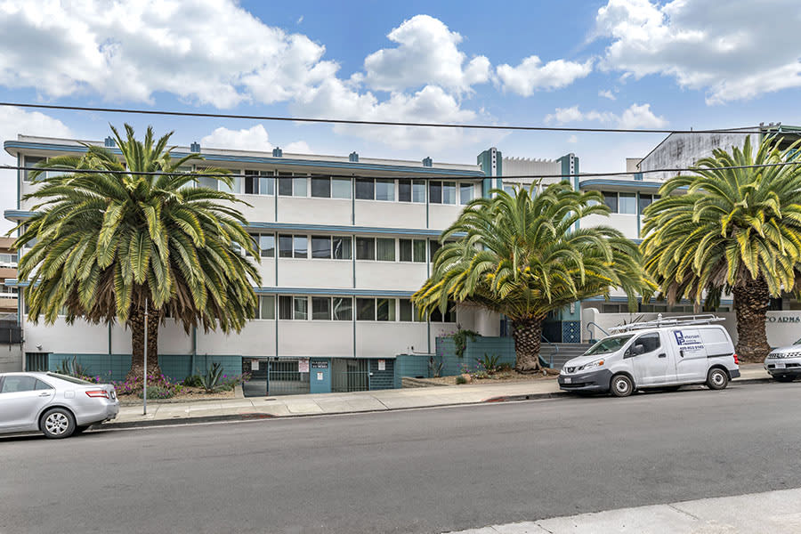 265 Vernon Street Apartments Image 19