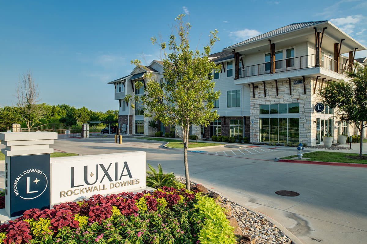 Luxia Rockwall Downes Image 28
