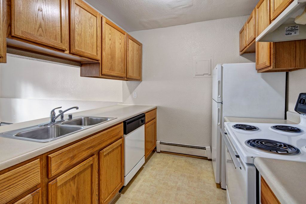 The Greenbriar Apartment Homes Image 6