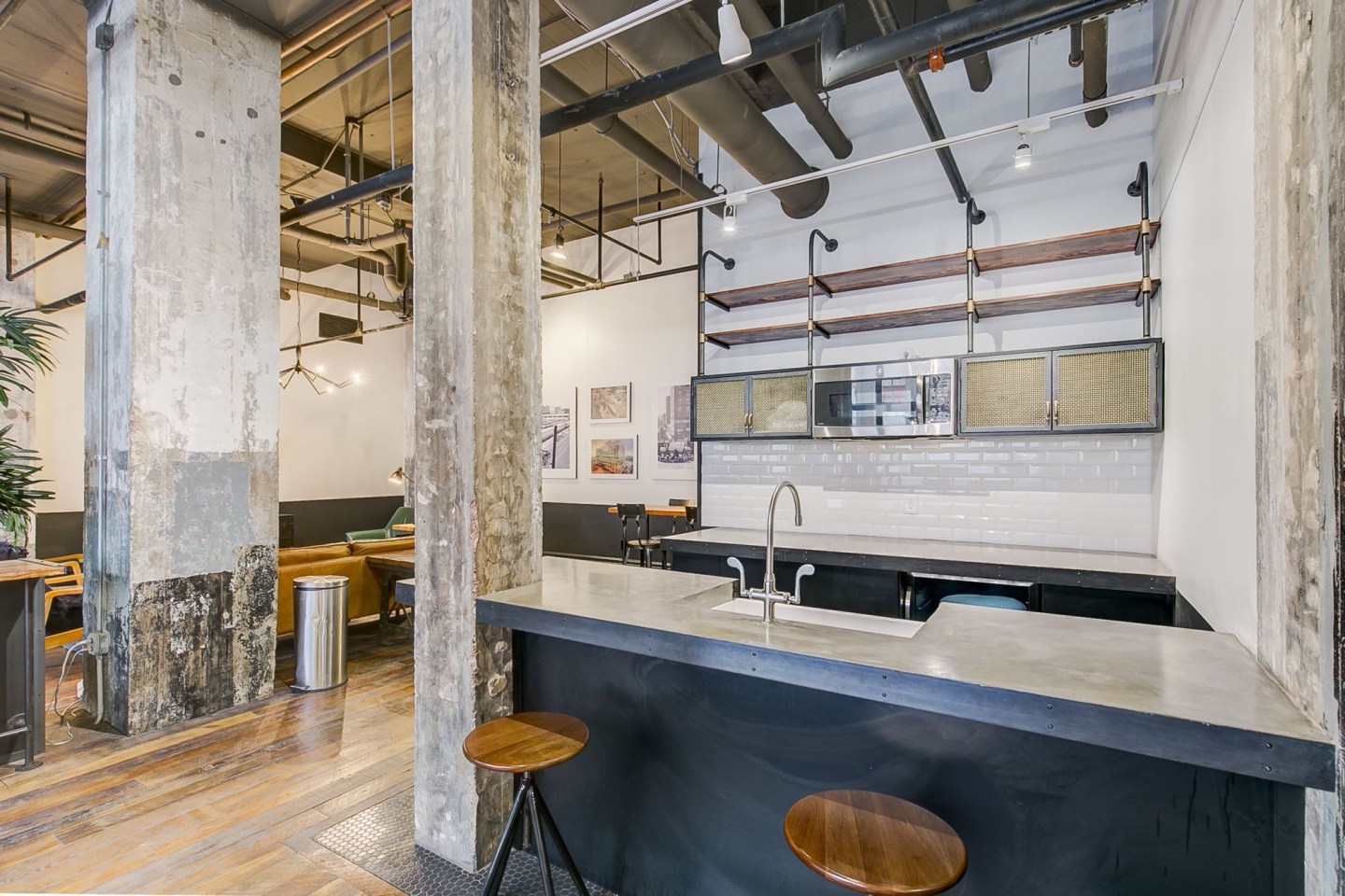 Interurban Building Image 9