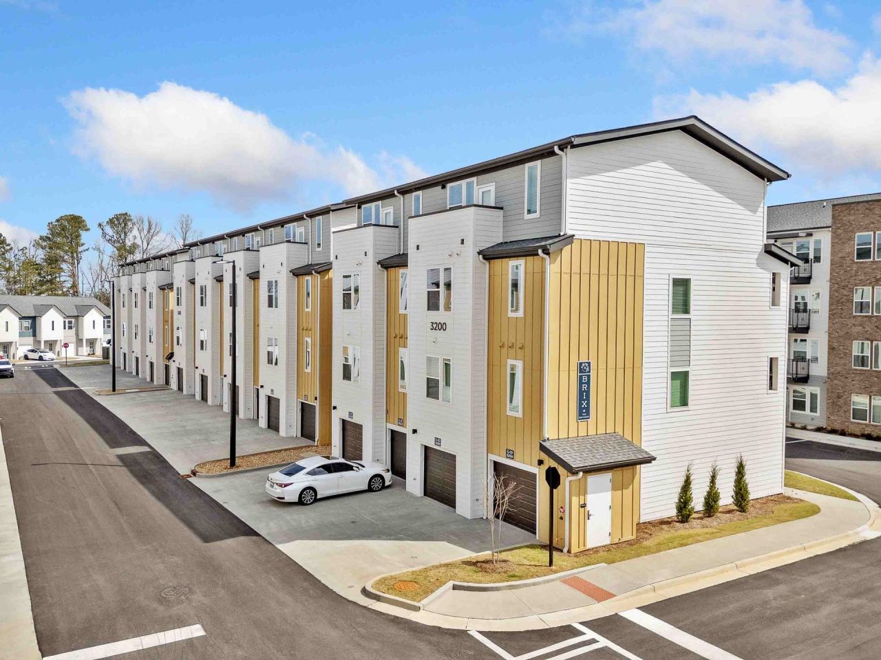 The Refinery at Sugar Hill Apartments and Townhomes. Image 27