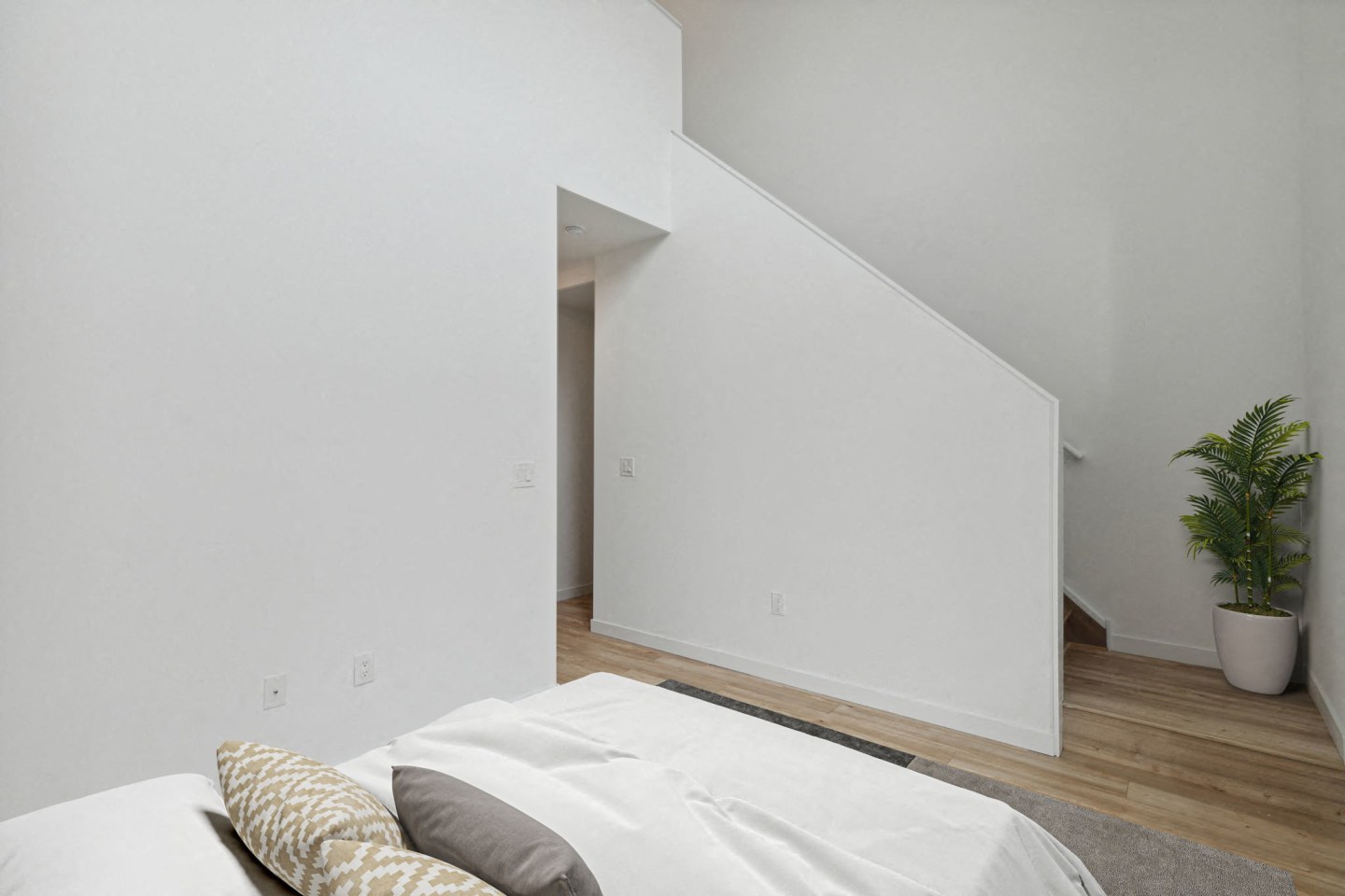 The Gio Image 34