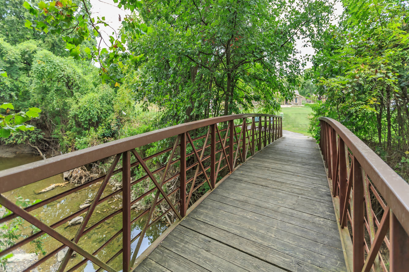 Waterford Place Apartments & Townhomes Image 18