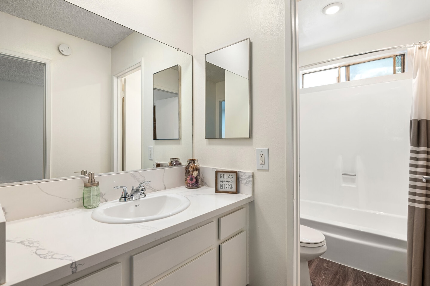 Weddington Apartments Image 12