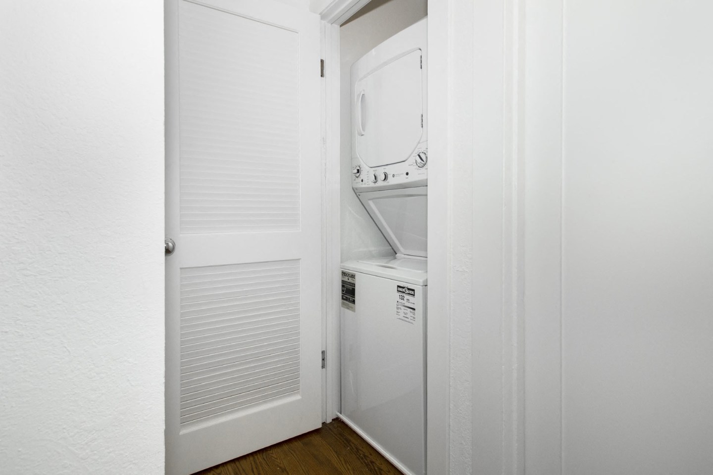 1725 TURK Street Image 22