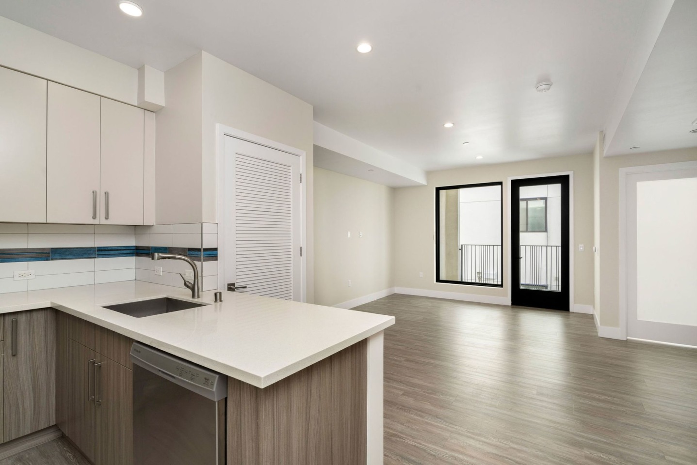 5550 Bonner LLC Image 4