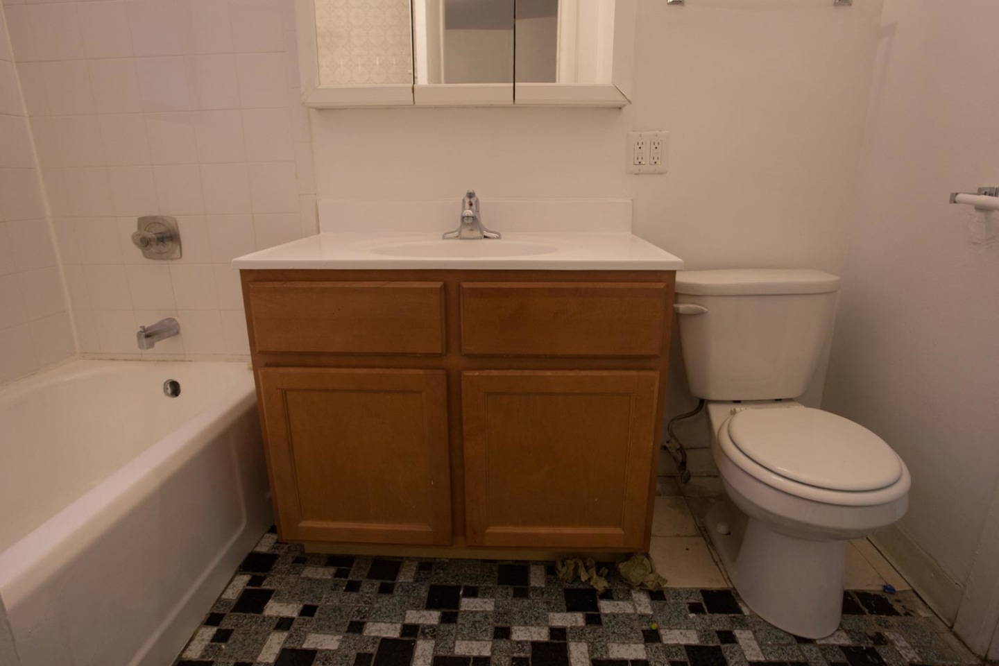 5468-70 S. Hyde Park Boulevard Image 6