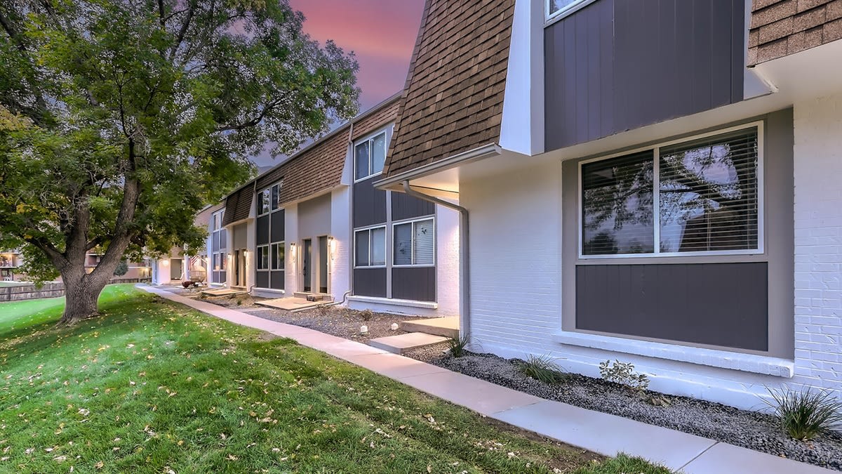 Park Ridge Townhomes Image 4