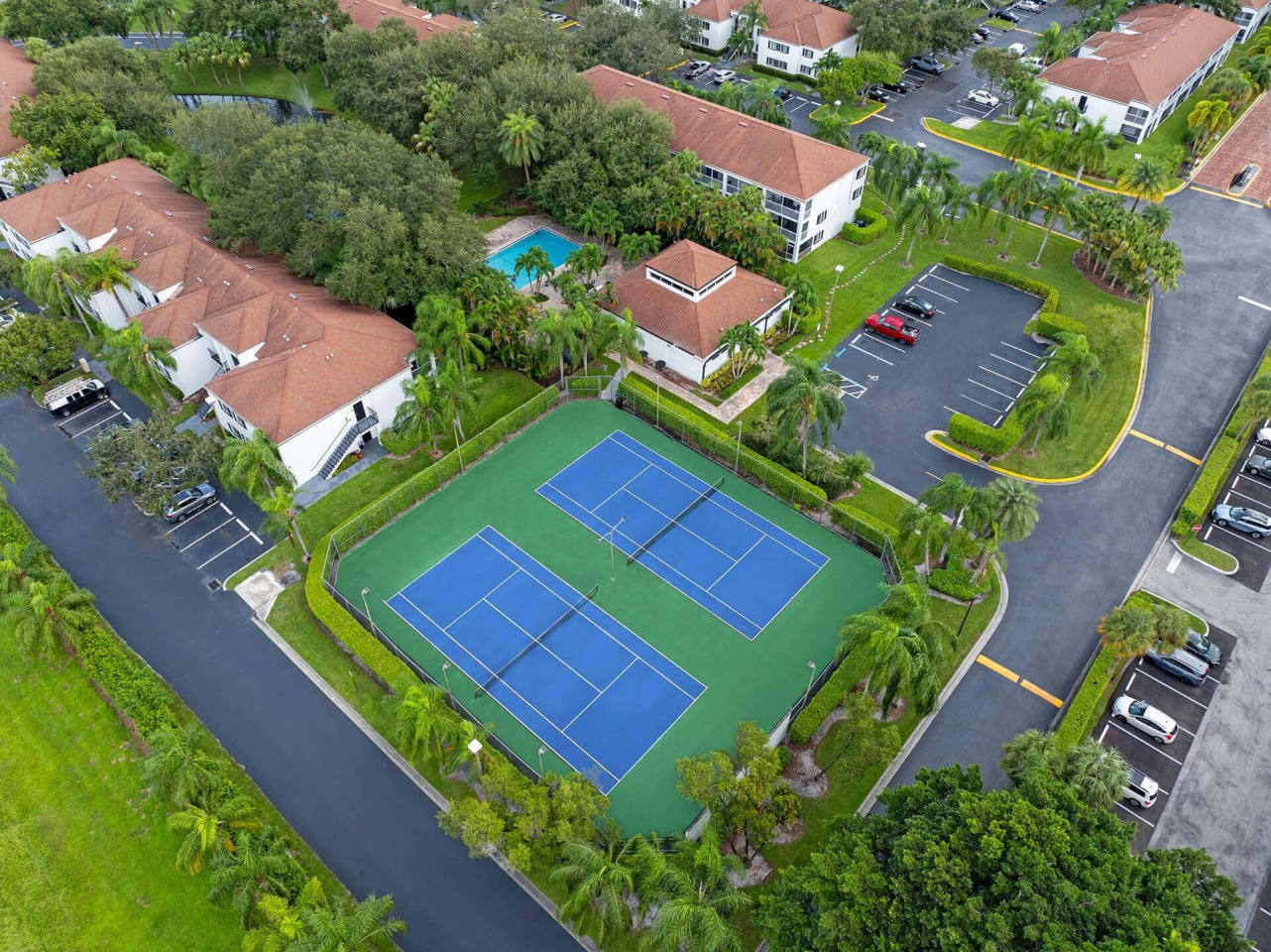 The Luxe at Boca Image 30