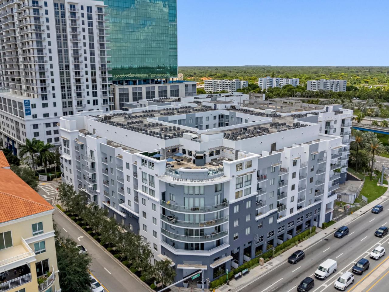 Pearl Dadeland Image 29