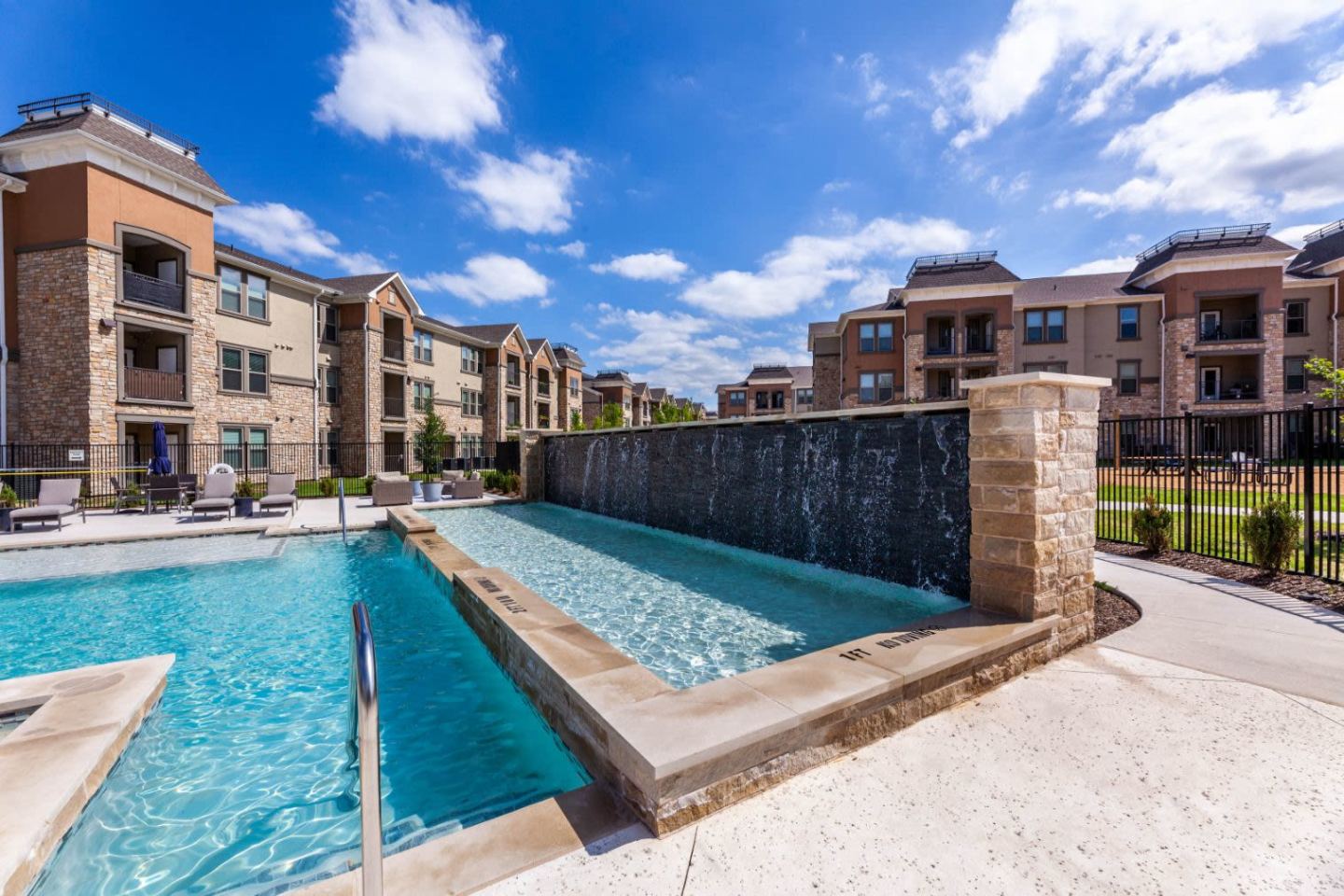 Luxia Grand Prairie Image 20