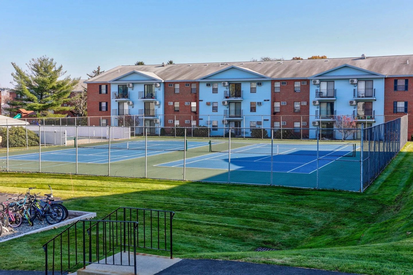 PRINCETON PLACE APARTMENTS Image 23