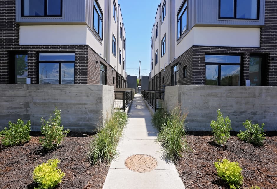 Franklin 10 Image 12