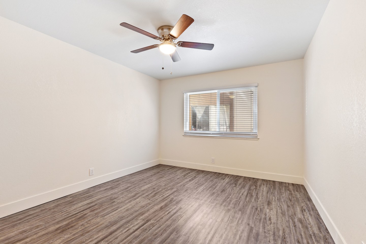 Glenbrook Luxury Apartments Image 12