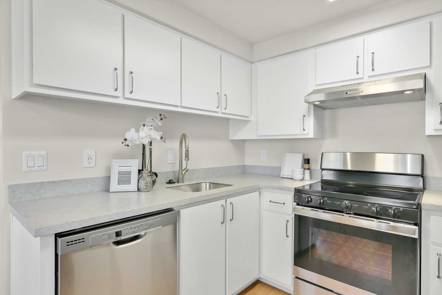 Pacific Crest Apartments Image 7