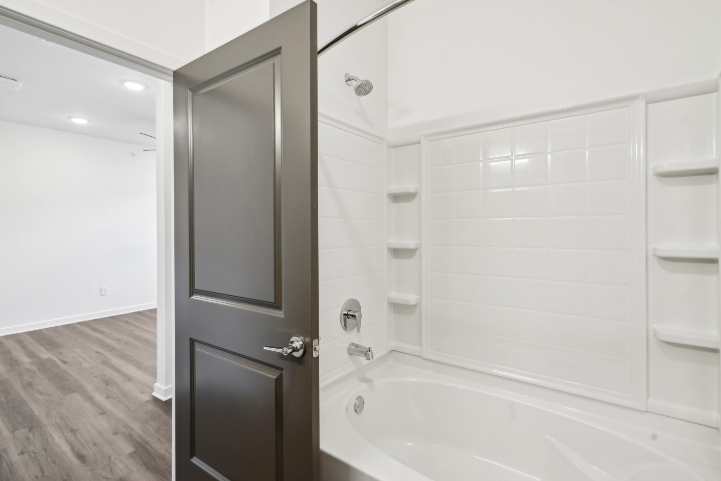 The Pullman Luxury Apartment Homes Image 42