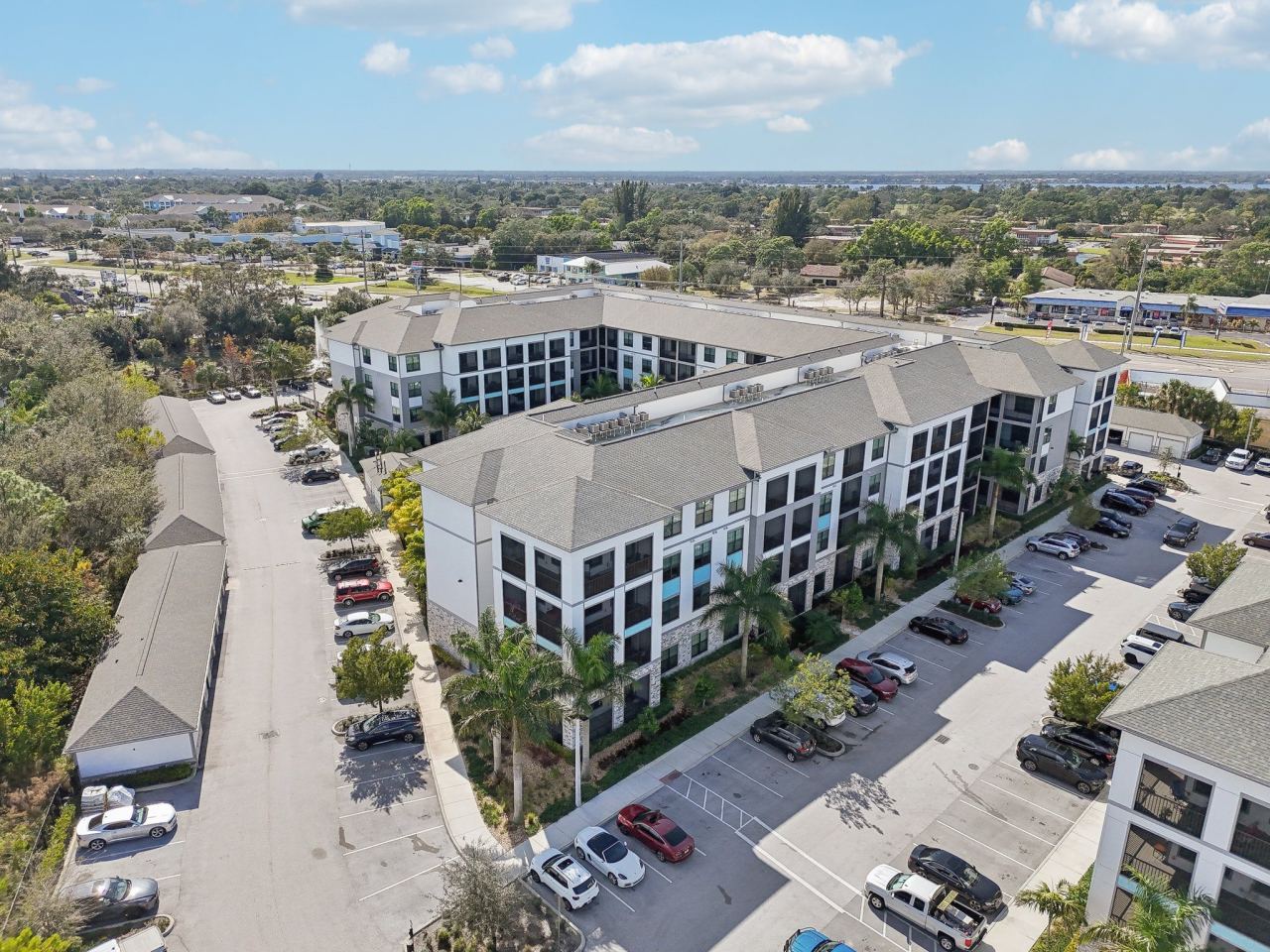 Axis One Image 19